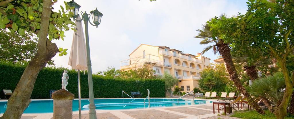 Hotel Sant'Agata SantʼAgata sui Due Golfi Zewnętrze zdjęcie